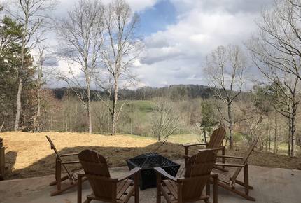 White Oaks Lodge - Dahlonega, Georgia