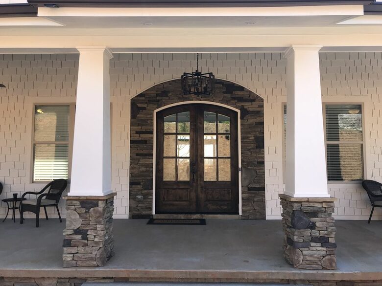 White Oaks Lodge - Dahlonega, Georgia