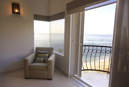 Surfer's Paradise - San Jose del Cabo, Mexico