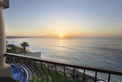 Surfer's Paradise - San Jose del Cabo, Mexico