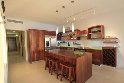 Surfer's Paradise - San Jose del Cabo, Mexico