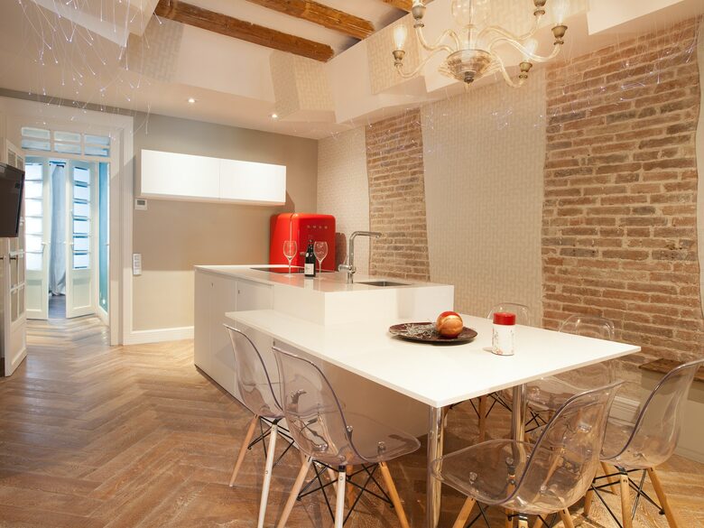 Quintess Collection - Trafalgar - Barcelona, Spain