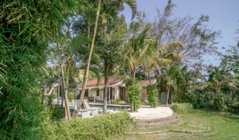 Balinese Rice Field Villa - Berawa Canggu, Indonesia