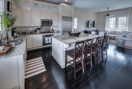 Ava's Cottage at Rosemary - Panama City Beach, Florida