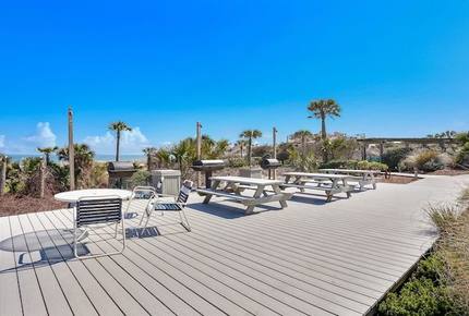 Peaceful Oceanfront Villa - Fernandina Beach, Florida