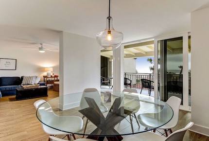 Peaceful Oceanfront Villa - Fernandina Beach, Florida