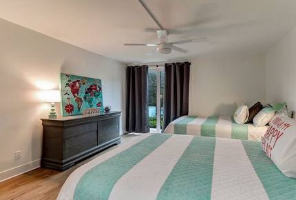 Peaceful Oceanfront Villa - Fernandina Beach, Florida