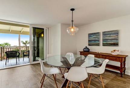 Peaceful Oceanfront Villa - Fernandina Beach, Florida