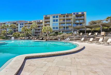 Peaceful Oceanfront Villa - Fernandina Beach, Florida
