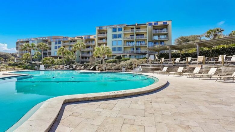 Peaceful Oceanfront Villa - Fernandina Beach, Florida