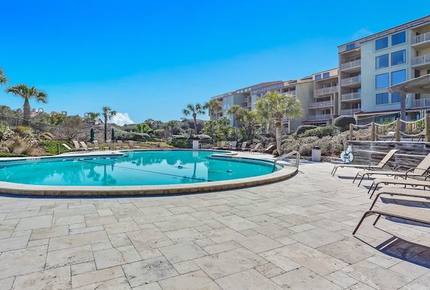 Peaceful Oceanfront Villa - Fernandina Beach, Florida