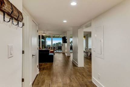 Peaceful Oceanfront Villa - Fernandina Beach, Florida