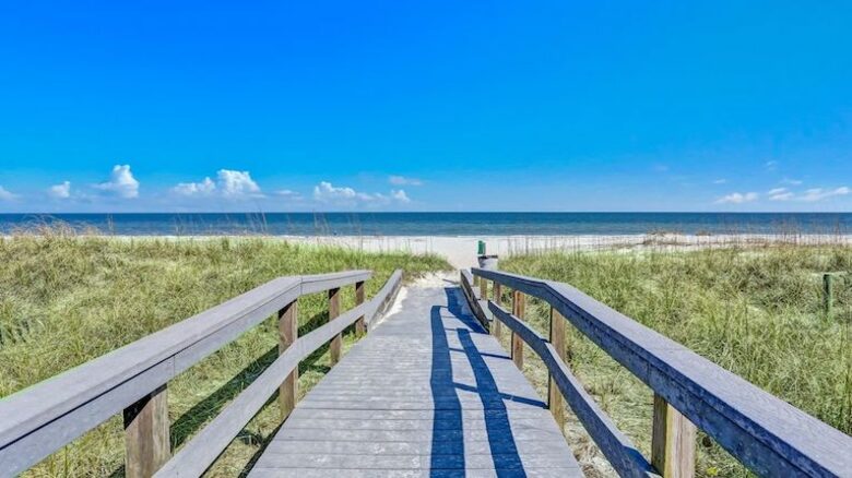 Peaceful Oceanfront Villa - Fernandina Beach, Florida