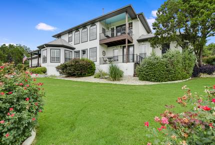 Bluff View Estate - Austin, Texas