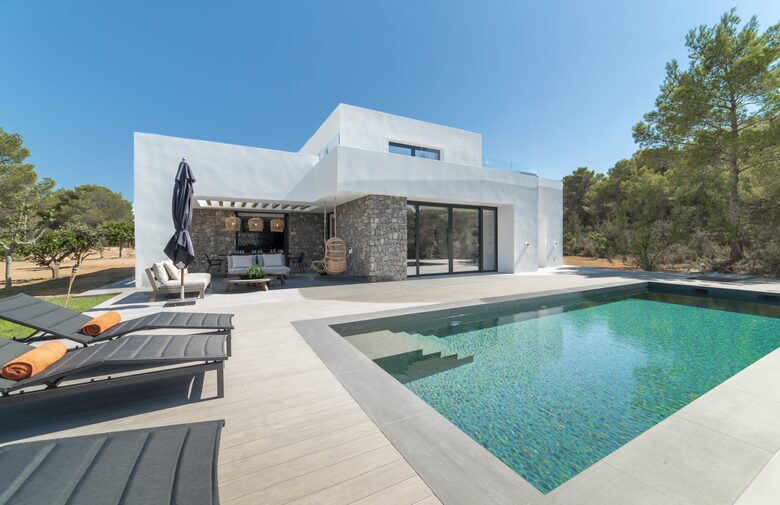 Can Oso (R) - Ibiza, Spain