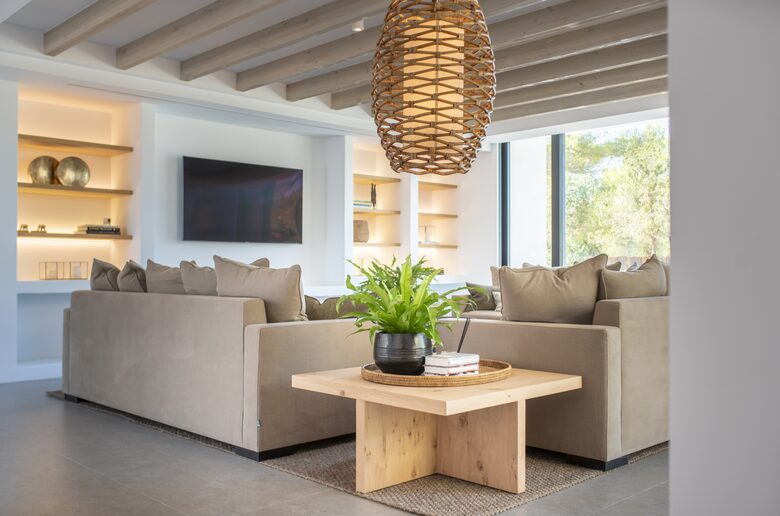 Can Oso (R) - Ibiza, Spain