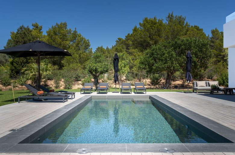 Can Oso (R) - Ibiza, Spain