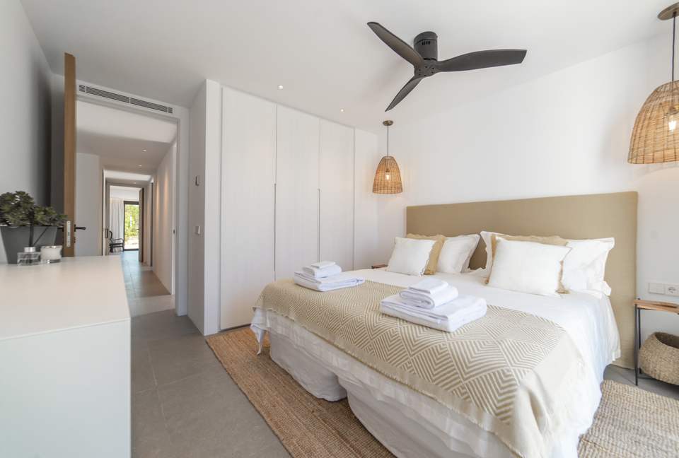 Can Oso (R) - Ibiza, Spain