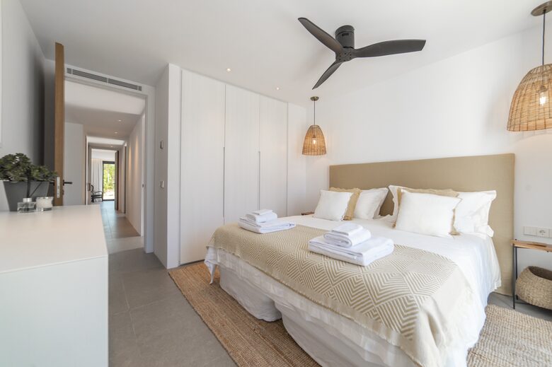 Can Oso (R) - Ibiza, Spain