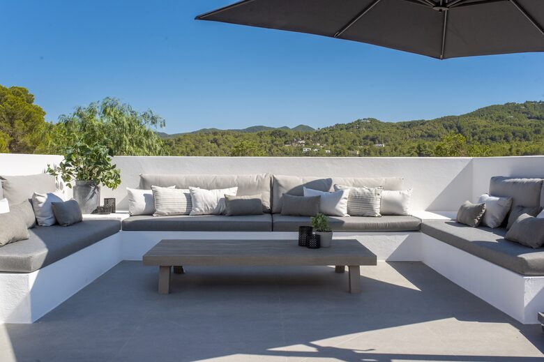 Can Oso (R) - Ibiza, Spain