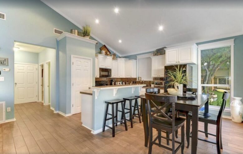 Perfect Lakehouse Getaway on Lake LBJ - Horseshoe Bay/Kingsland - Kingsland, Texas