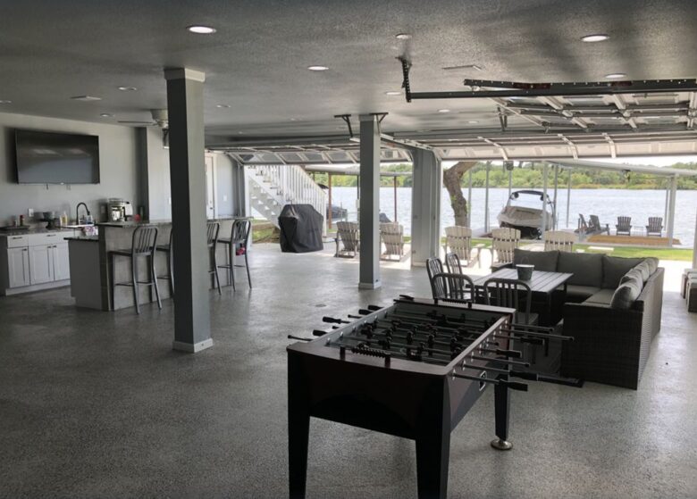 Perfect Lakehouse Getaway on Lake LBJ - Horseshoe Bay/Kingsland - Kingsland, Texas