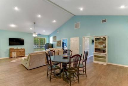 Perfect Lakehouse Getaway on Lake LBJ - Horseshoe Bay/Kingsland - Kingsland, Texas