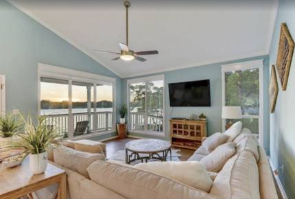 Perfect Lakehouse Getaway on Lake LBJ - Horseshoe Bay/Kingsland - Kingsland, Texas