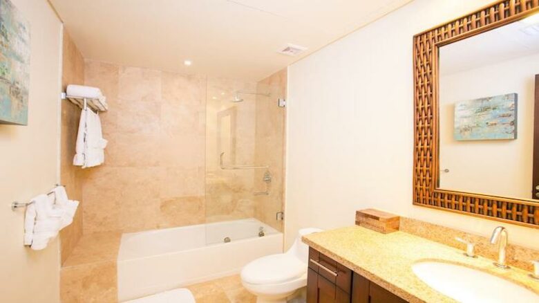 previous decor - now refreshed with all new decor