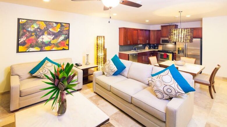 previous decor - now refreshed with all new decor