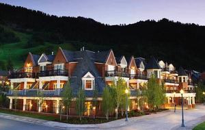 Aspen Mountain Residences - Studio Residence - Aspen, Colorado