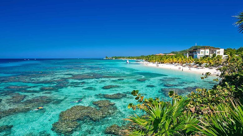 Western Caribbean, Roatan West Bay Beach 2 Bedroom Residence - West Bay Beach, Honduras