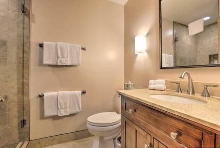 Vail Spa, 3 Bedroom Residence - Vail, Colorado