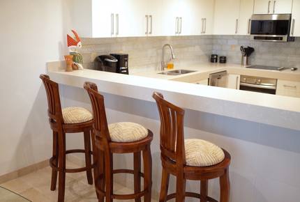 Ocean Front Penthouse - Puerto Aventuras, Mexico