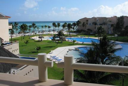 Ocean Front Penthouse - Puerto Aventuras, Mexico