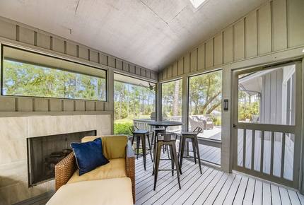 Crow's Nest Hilton Head Luxury - Hilton Head, South Carolina