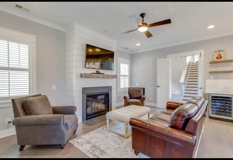 Luxury 12 South Nashville Cottage - Nashville, Tennessee