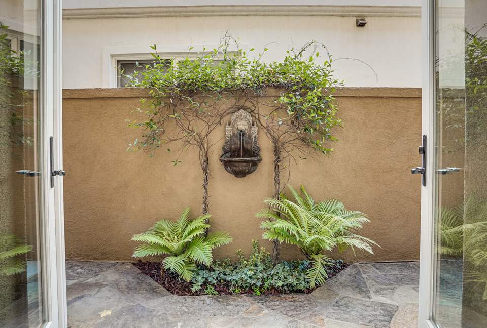 Huntington Beach Retreat - Huntington Beach, California