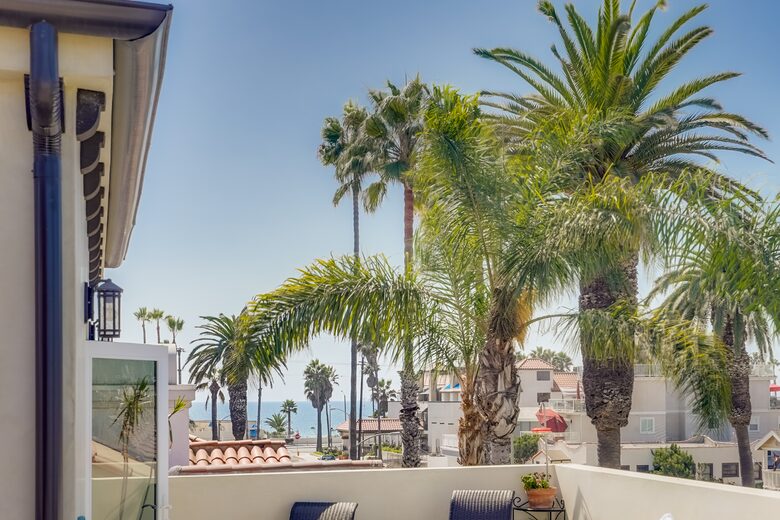 Huntington Beach Retreat - Huntington Beach, California