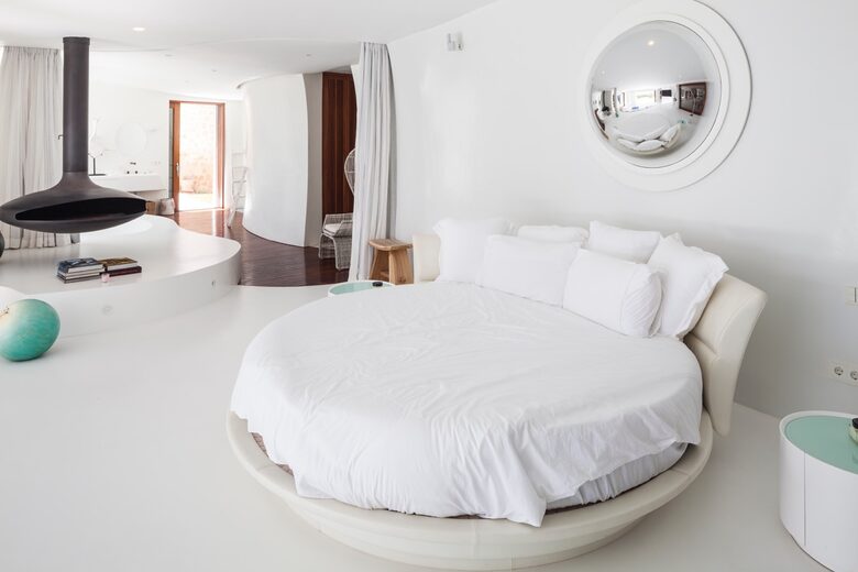 Blue Star (R) - Ibiza, Spain