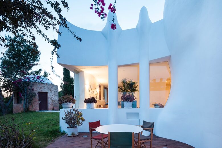 Blue Star (R) - Ibiza, Spain