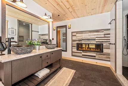 Custom Eco Solar Luxury Log Home at Sugarloaf Mountain - Dickerson, Maryland