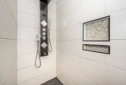 Custom Eco Solar Luxury Log Home at Sugarloaf Mountain - Dickerson, Maryland