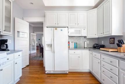 Luxe Midtown Historic Craftsman - Atlanta, Georgia