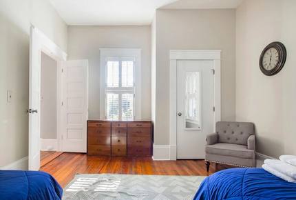 Luxe Midtown Historic Craftsman - Atlanta, Georgia