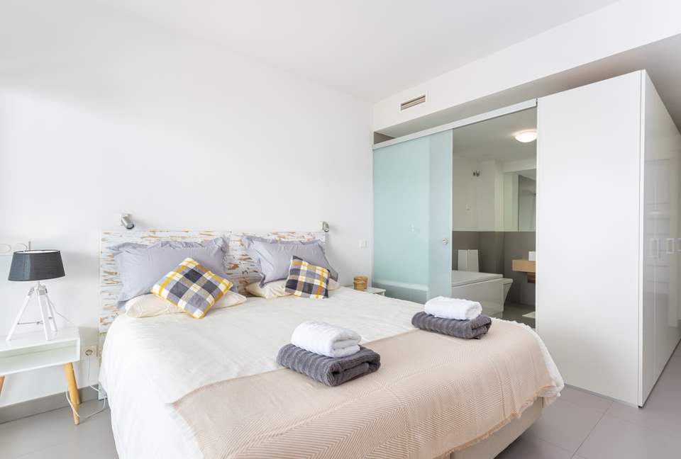 SOUTH BEACH SEAVIEW APARTMENT - MÁLAGA / BENALMADENA, Spain