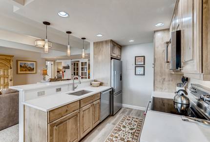 Lake Front Ski Country - Dillon, Colorado