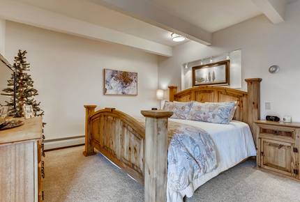 Lake Front Ski Country - Dillon, Colorado