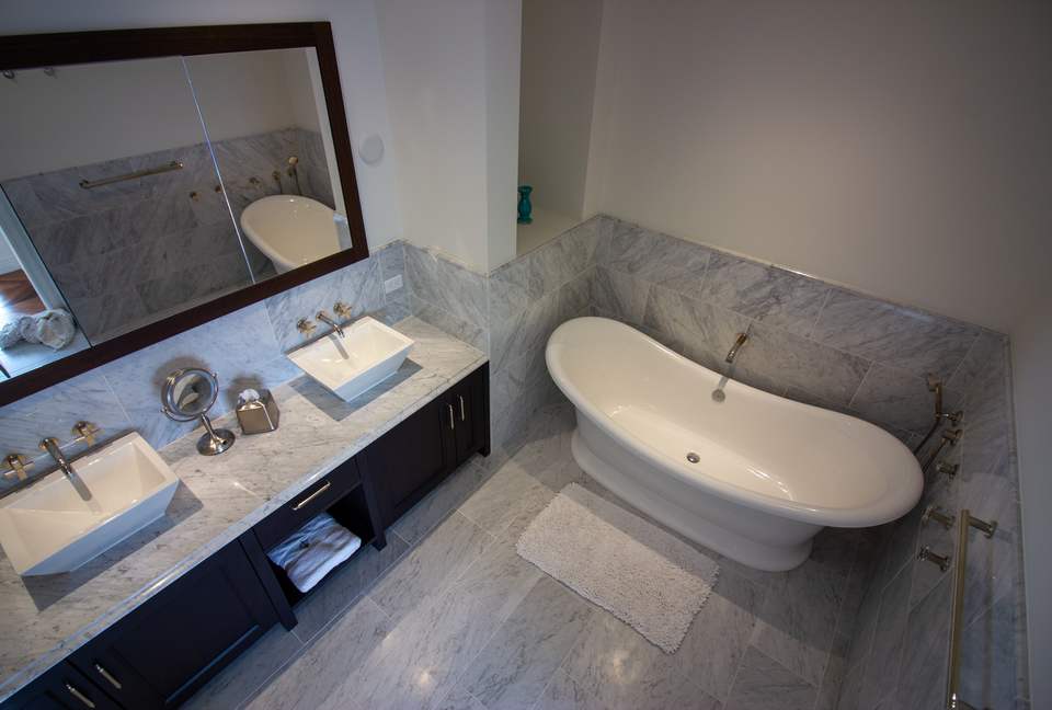 World Class Views at the Inner Harbor Four Seasons - Baltimore, Maryland