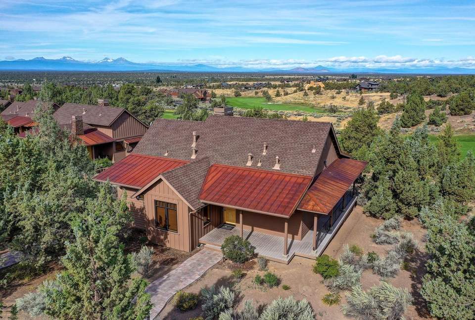 Brasada Ranch Luxury Two-Bedroom Cabin -- Perfect for Ski Season, Summer or Fall! - Powell Butte, Oregon